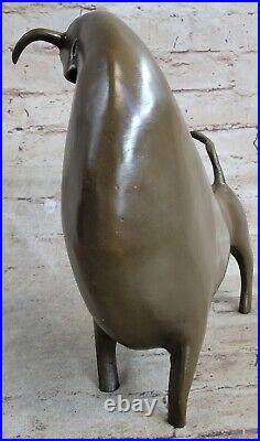 10 Ouest Art Déco Bronze Sculpture Abstrait Art Animal Bull Boeuf Statue