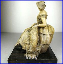1930/1940 G Cacciapuoti Statue Sculpture Art Deco Terre Cuite Femme Chien Barzoï