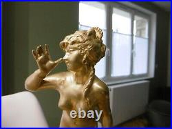 Ancien bronze époque art nouveau jeune femme à la mandoline statue sculpture