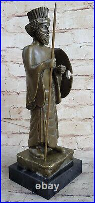 Art Déco Perse Guerrier King Bronze Sculpture Statue Marbre Base Figurine Décor