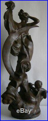 Beautiful Statue Allégorique Art Nouveau en régule La nuit Luca Madrassi Ht 58