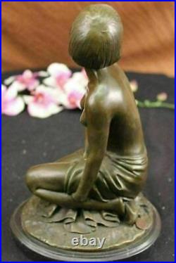 Bronze Statue De Jeune Fille En Thought Sculpture Art Déco Sur Marbre Figure