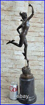 Chair Flying Bronze Statue Marbre Sculpture Art Déco Romain Mythique Grand