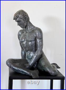 Champion Statue Sculpture terre cuite Art Nu Design couleur bronze 33 /25/25cm