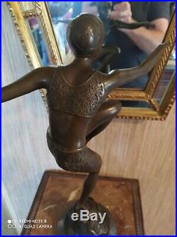 Danseuse Style Art Déco en Bronze Signée F. Paris