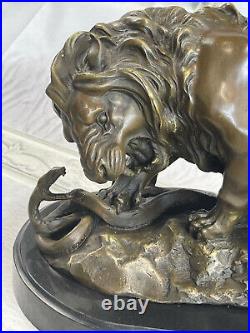 Élégant Classique Serpent Se Battre Lion Bronze Marbre Statue Sculpture Art