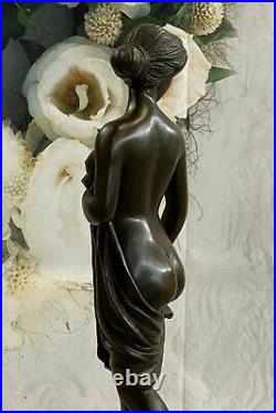 Femelle Bronze Chair Figurine Statue Nue Classique Femme Art Déco Sculpture