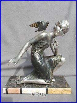 Grosse sculpture femme oiseau art deco URIANO vintage spelter big statue figural