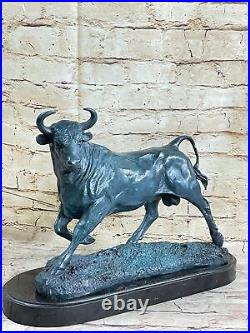 Majestic Bronze Art Sculpture Statue Vache Classique Taureau Signé Lecoutier