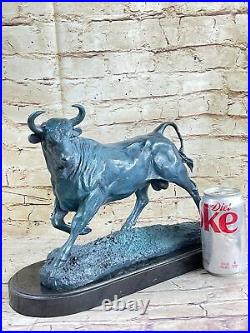 Majestic Bronze Art Sculpture Statue Vache Classique Taureau Signé Lecoutier