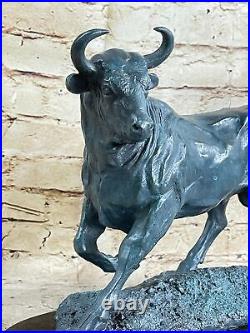 Majestic Bronze Art Sculpture Statue Vache Classique Taureau Signé Lecoutier