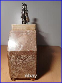 Pendule art déco marbre sculpture statue femme nue féminin chèvre cabri régule