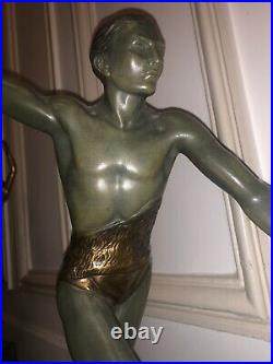 Sculpture Bronze 1920 Signee J Brault Art Deco Chasse Loup Guerrier Statue Rare