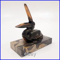 Sculpture Statue Animalière Oiseau Pelican Signé M. Bertin Art Déco Bronze