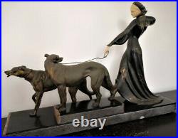 Sculpture, Statue Chryselephantine Femme Aux Levriers Art Deco