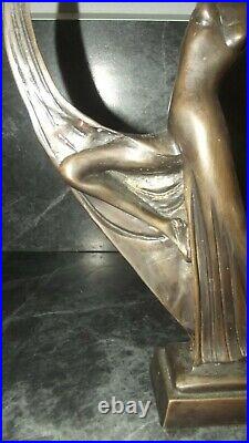 Sculpture art déco femme danseuse statue en bronze art du XIXème statue