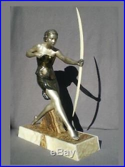 Sculpture femme archer art deco URIANO chryséléphantine statue antique woman 30s