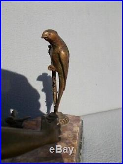 Sculpture femme & perroquet art deco vintage spelter statue figural woman parrot