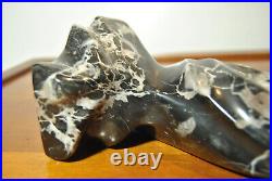 Sculpture statue art contemporain femme en marbre noir veiné blanc signé AGATE