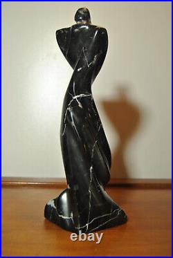 Sculpture statue art contemporain femme en marbre noir veiné blanc signé AGATE