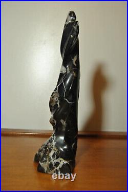 Sculpture statue art contemporain femme en marbre noir veiné blanc signé AGATE