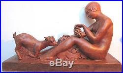 Sculpture terre cuite ART DECO signée MAZEAUD Femme et Chèvre sur terrasse