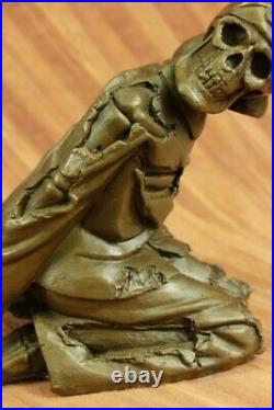Skelton Allongé Vin Support Bronze Sculpture Figurine Statue Fonte Art Deal