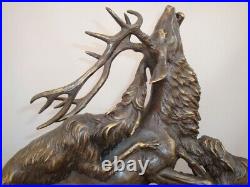 Statue Cerf Chien Chasse Animalier Style Art Deco Bronze massif Signe