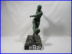 Statue En Regule Et Marbre Footballeur Art Deco Personnage Joueur De Football