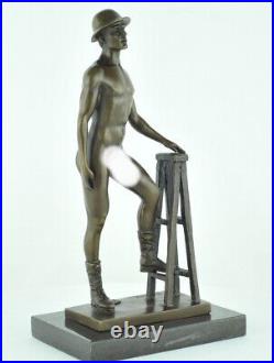 Statue Sculpture Athlete Sexy Style Art Deco Style Art Nouveau Bronze massif