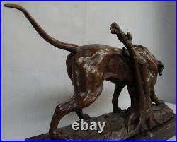 Statue Sculpture Chien Animalier Chasse Style Art Deco Style Art Nouveau Bronze