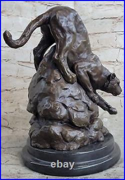 Statue Sculpture Cougar Faune Art Déco Style Art Nouveau Style Bronze Signé