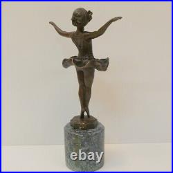 Statue Sculpture Danseuse Style Art Deco Style Art Nouveau Bronze massif Signe