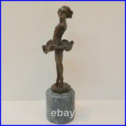 Statue Sculpture Danseuse Style Art Deco Style Art Nouveau Bronze massif Signe