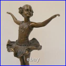 Statue Sculpture Danseuse Style Art Deco Style Art Nouveau Bronze massif Signe