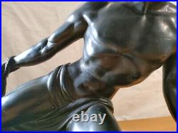 Statue Sculpture Homme Plâtre Art déco, signée Meurice