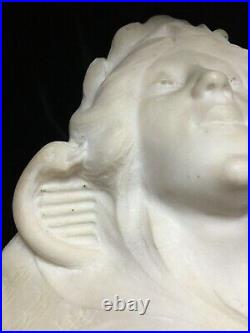 Statue Tête marbre blanc Art Nouveau visage d'une jeune fille