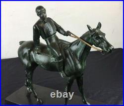 Statue sculpture art déco jockeys équitation