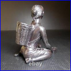 Statue sculpture figurine femme corbeille résine noire vintage art déco N8179