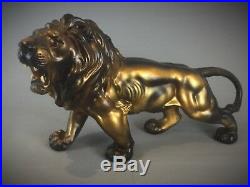 Statuette animalière Sculpture dun Lion rugissan Art Deco 55 cm 3 kg