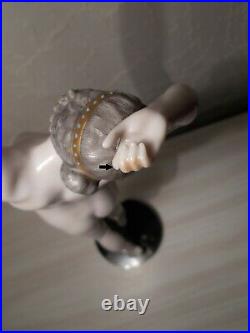Statuette art deco DRESSEL & KISTER femme nue en porcelaine sculpture half doll