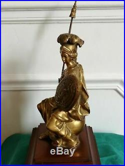 Trés belle statue Athena Bronze doré. Art du début XX°